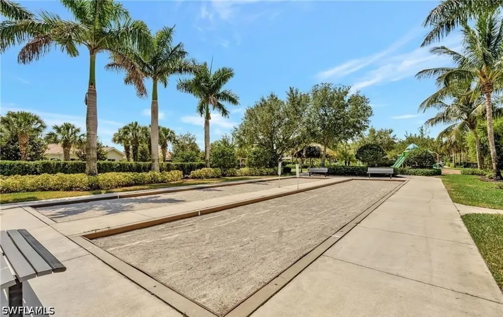 2828 Citrus Street Naples FL 34120