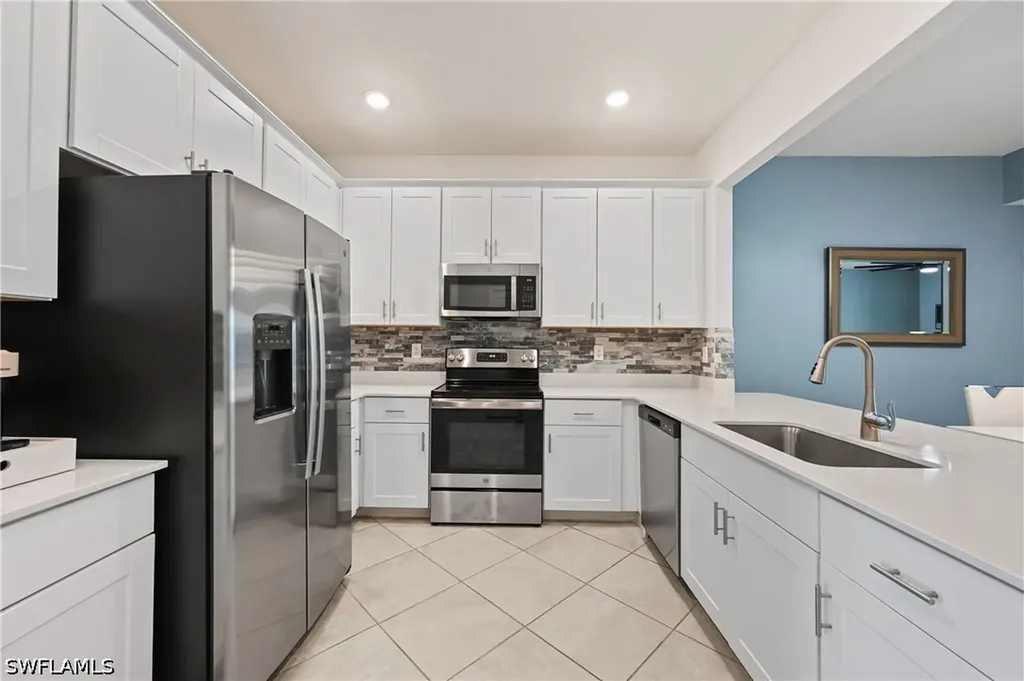 2828 Citrus Street Naples FL 34120