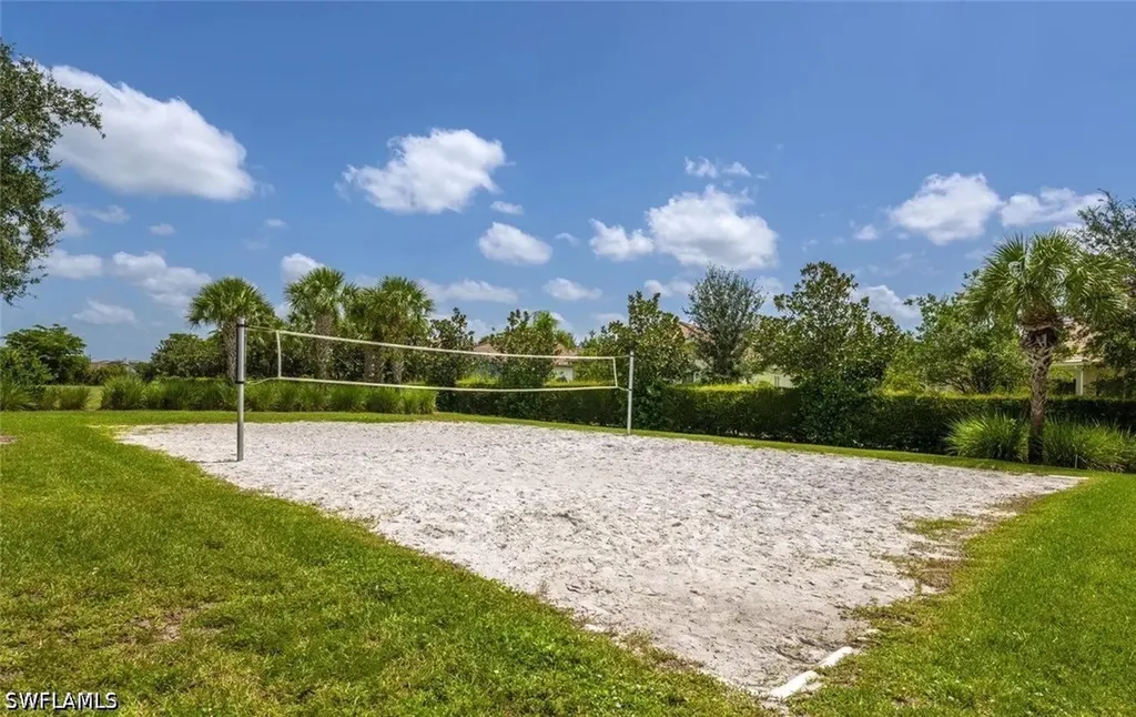 2828 Citrus Street Naples FL 34120