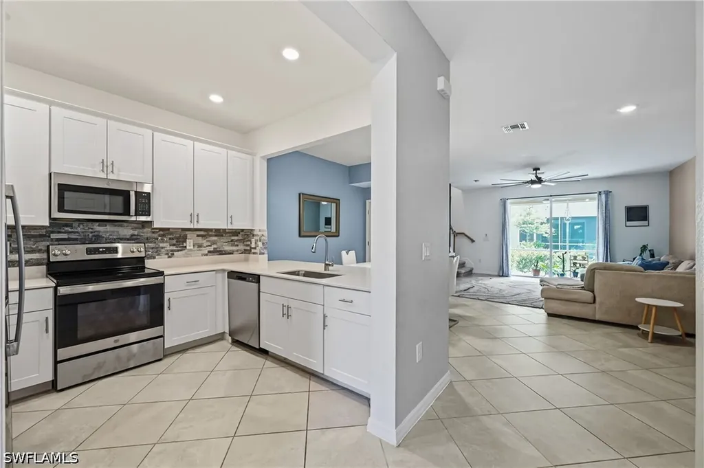 2828 Citrus Street Naples FL 34120