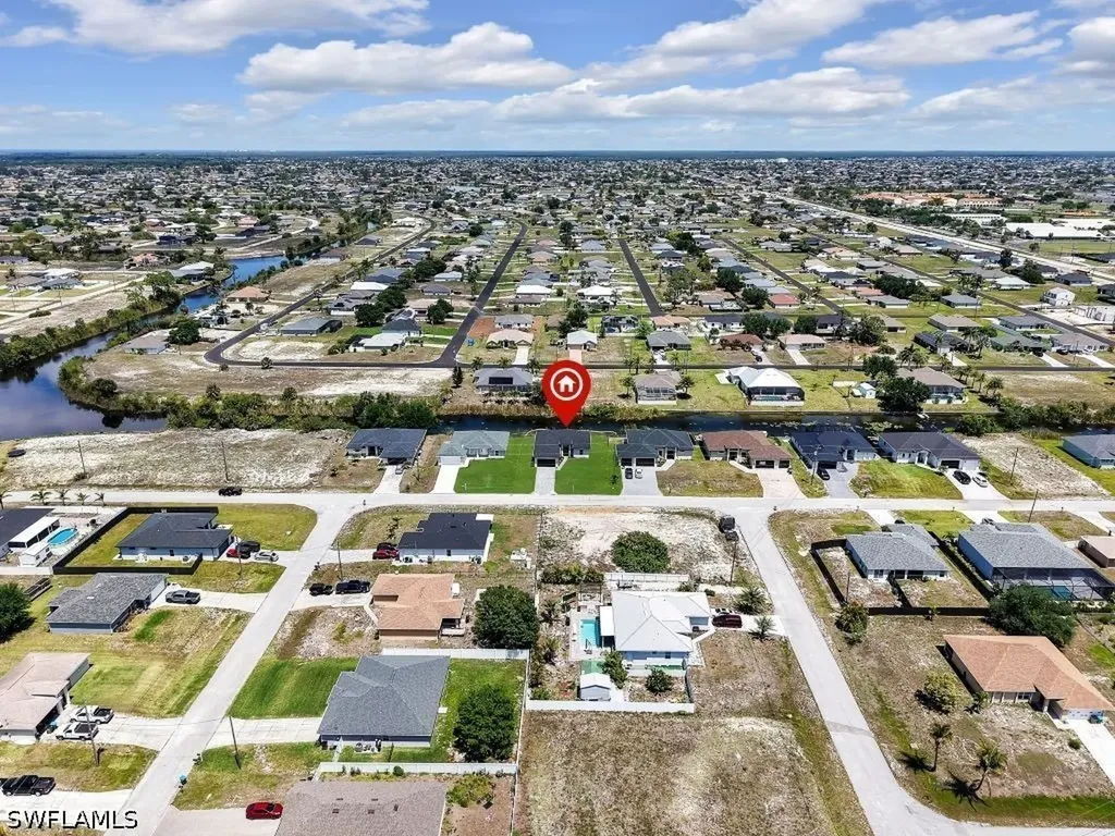 1721 NW 2nd Street Cape Coral FL 33993