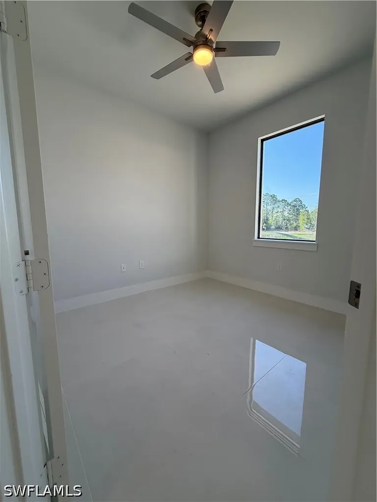 3538 29th Avenue NE Naples FL 34120