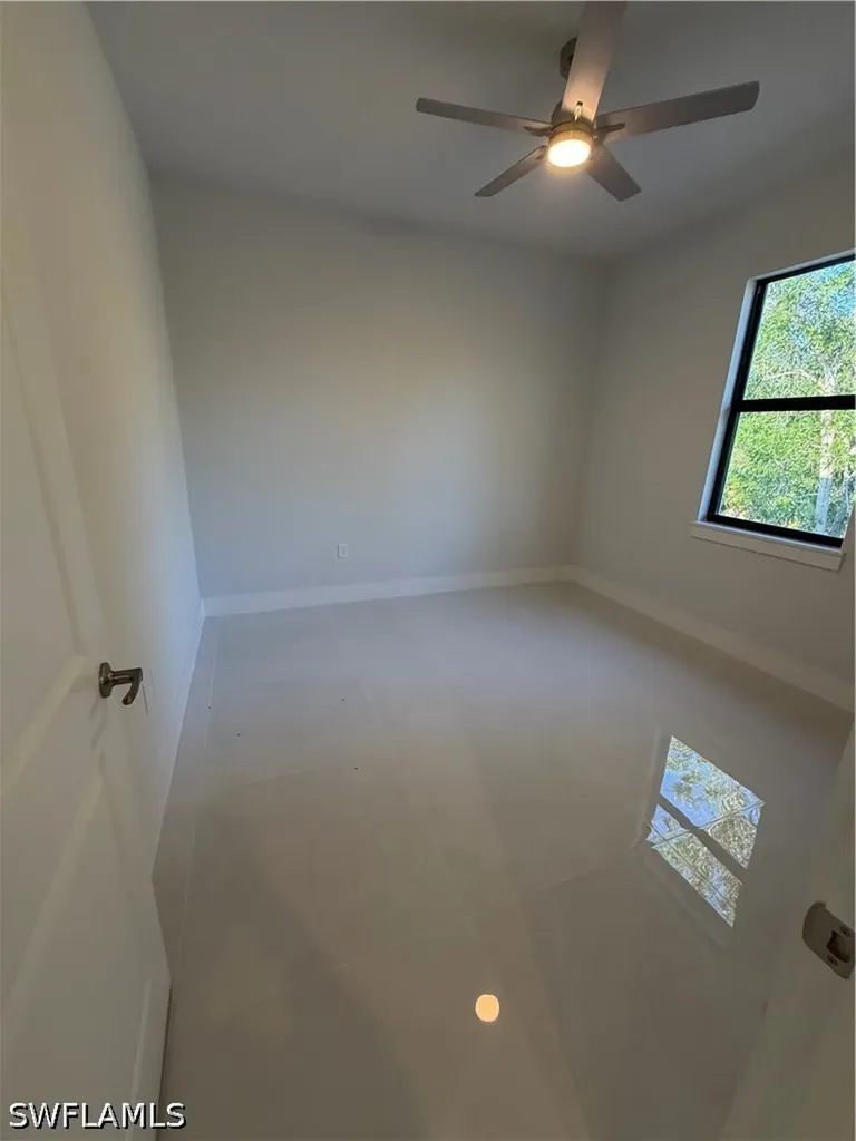 3538 29th Avenue NE Naples FL 34120