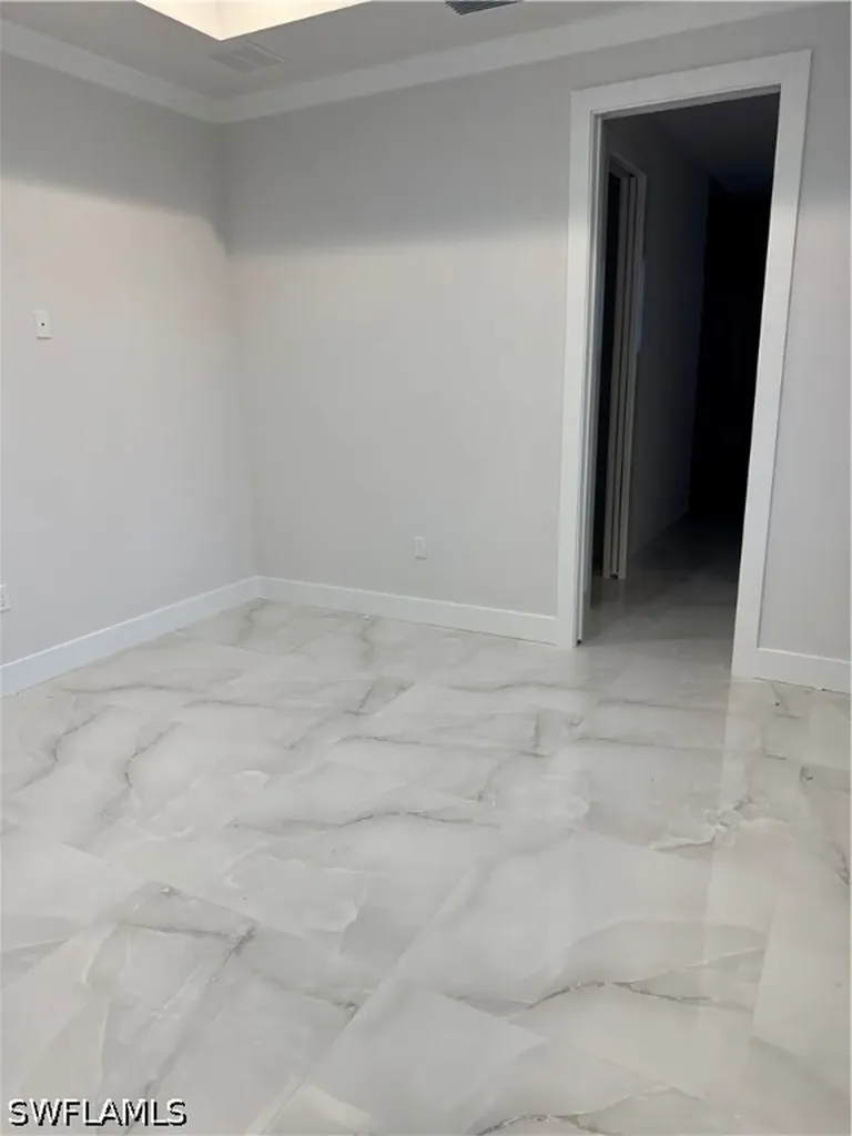 3307 48th Avenue NE Naples FL 34120