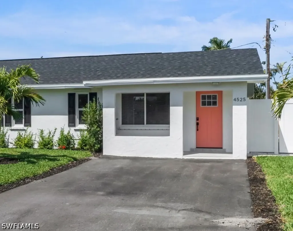 4525 Fluvia Avenue Naples FL 34103
