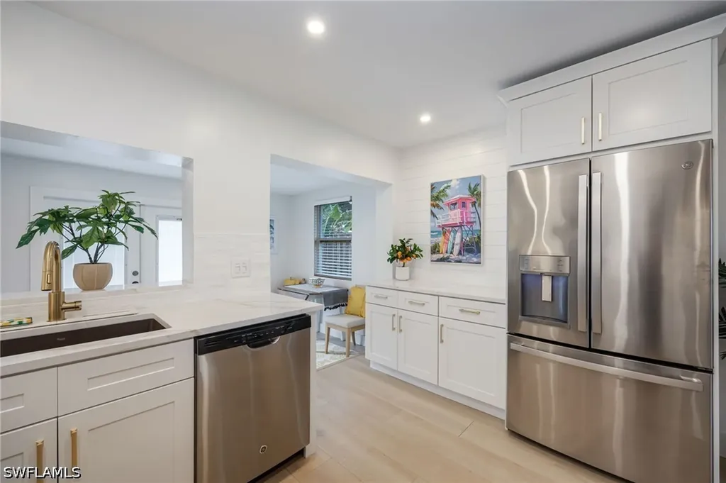 4525 Fluvia Avenue Naples FL 34103