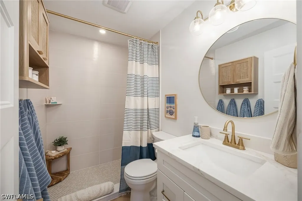 4525 Fluvia Avenue Naples FL 34103