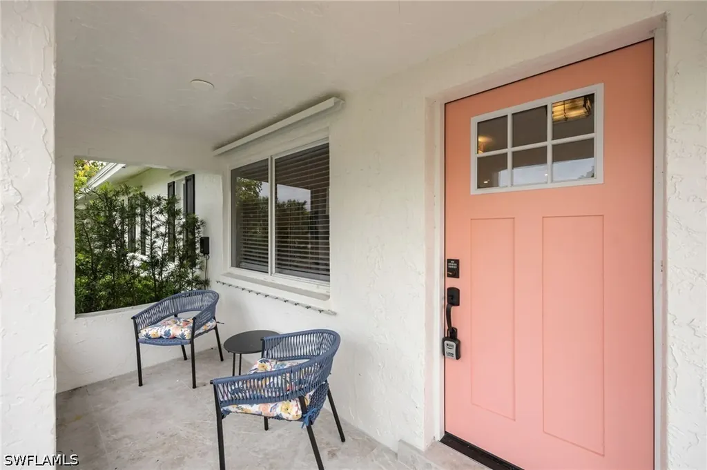 4525 Fluvia Avenue Naples FL 34103