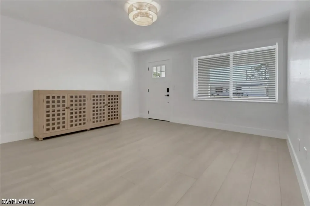 4525 Fluvia Avenue Naples FL 34103