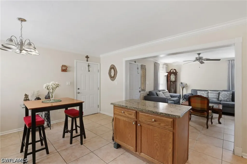 199 Leawood Circle Naples FL 34104
