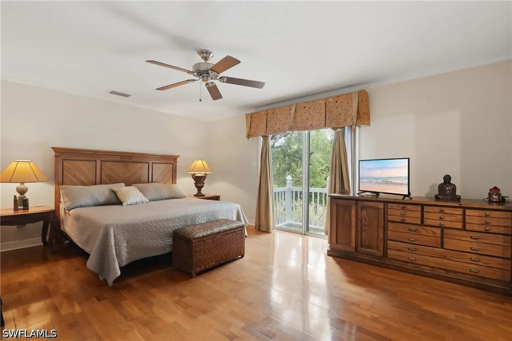 199 Leawood Circle Naples FL 34104