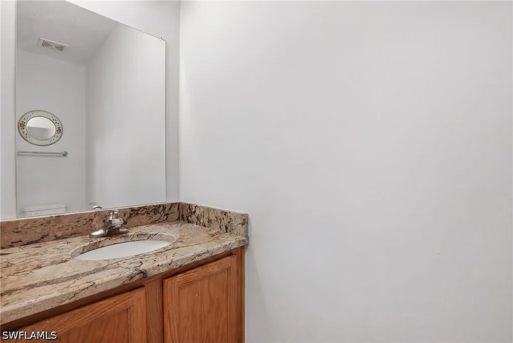 199 Leawood Circle Naples FL 34104