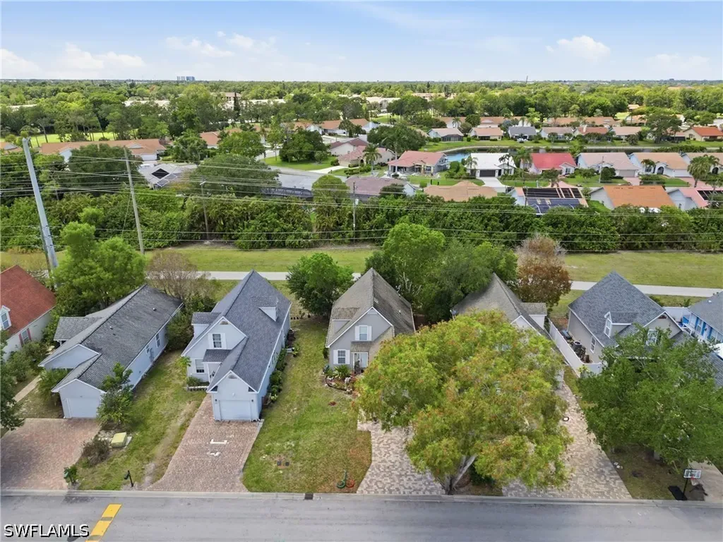 199 Leawood Circle Naples FL 34104