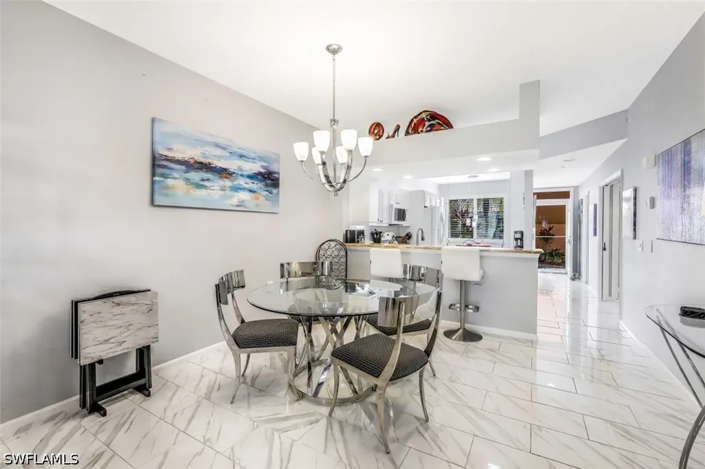 2365 Bayou Lane Naples FL 34112