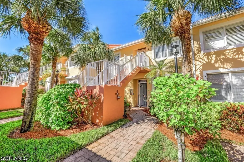 2365 Bayou Lane Naples FL 34112