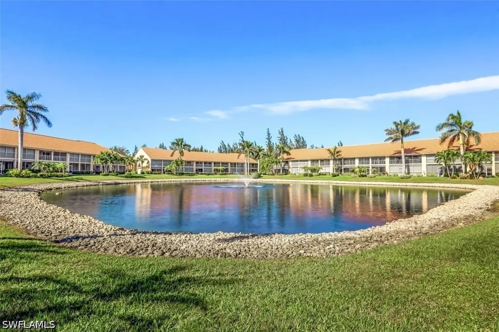 2365 Bayou Lane Naples FL 34112