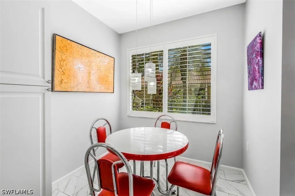 2365 Bayou Lane Naples FL 34112