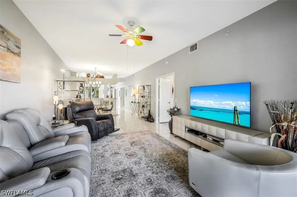 2365 Bayou Lane Naples FL 34112