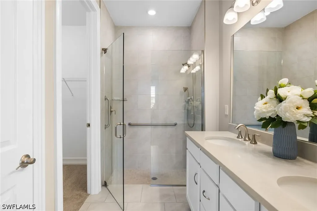 1052 Tranquil Brook Drive Naples FL 34114