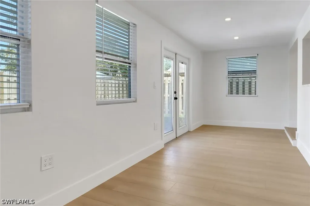 4525 Fluvia Avenue Naples FL 34103