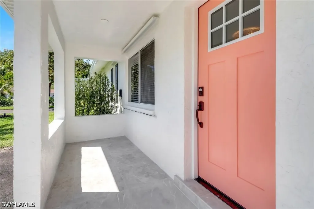 4525 Fluvia Avenue Naples FL 34103