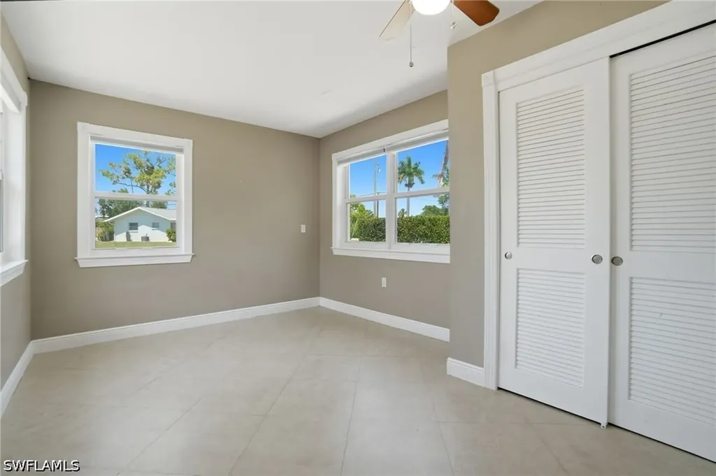 794 107th Avenue N Naples FL 34108
