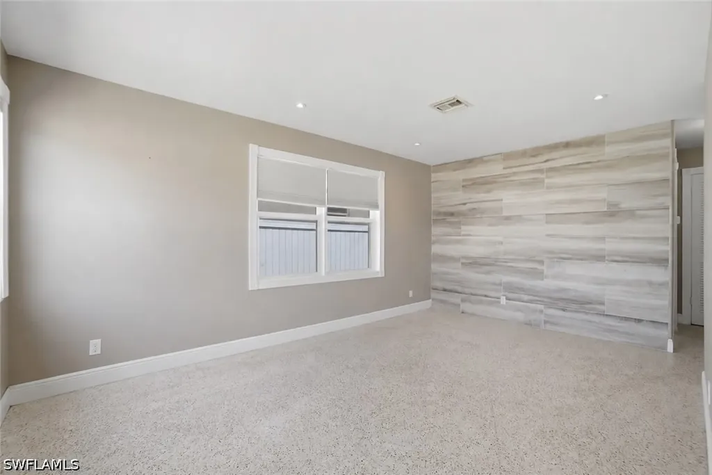 794 107th Avenue N Naples FL 34108