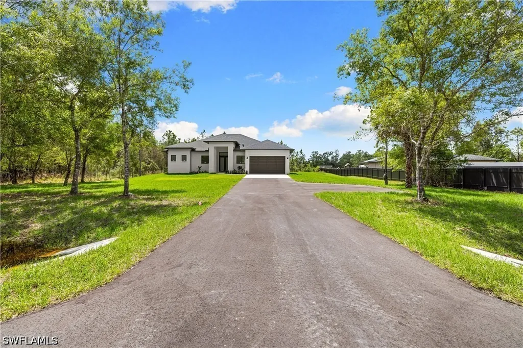 3342 70th Avenue NE Naples FL 34120