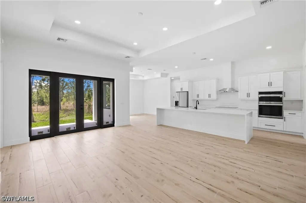 3342 70th Avenue NE Naples FL 34120