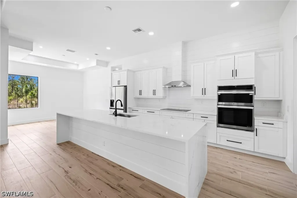 3342 70th Avenue NE Naples FL 34120