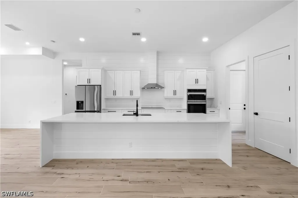 3342 70th Avenue NE Naples FL 34120
