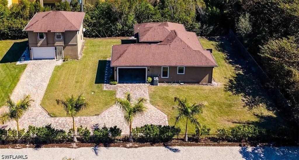 1386 Rosemary Lane Naples FL 34103