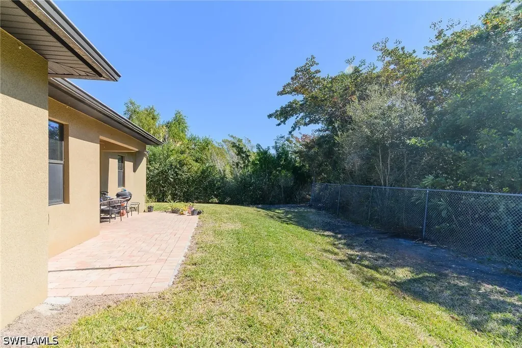 1386 Rosemary Lane Naples FL 34103