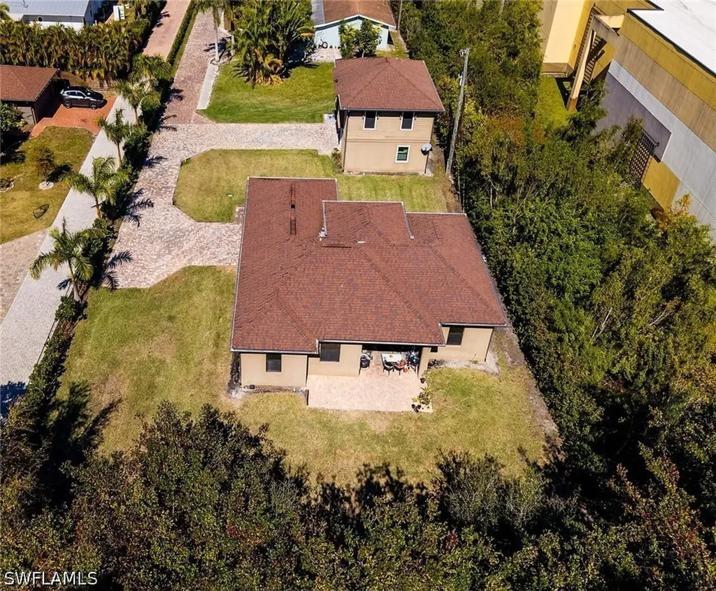 1386 Rosemary Lane Naples FL 34103