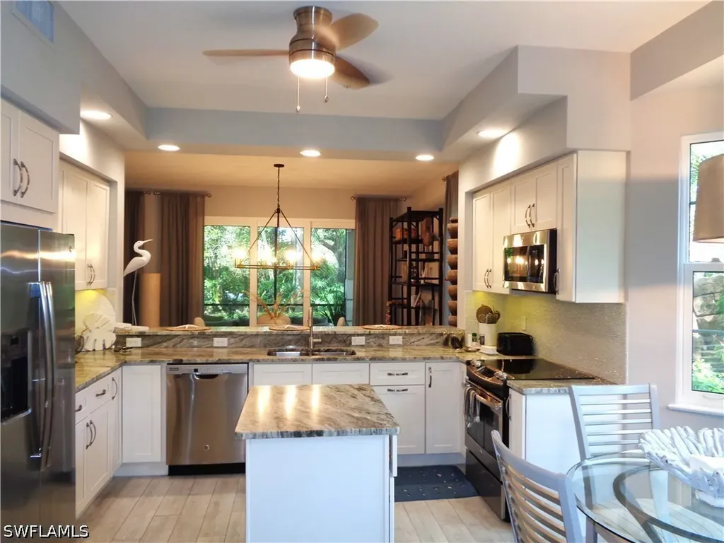 575 El Camino Real Naples FL 34119
