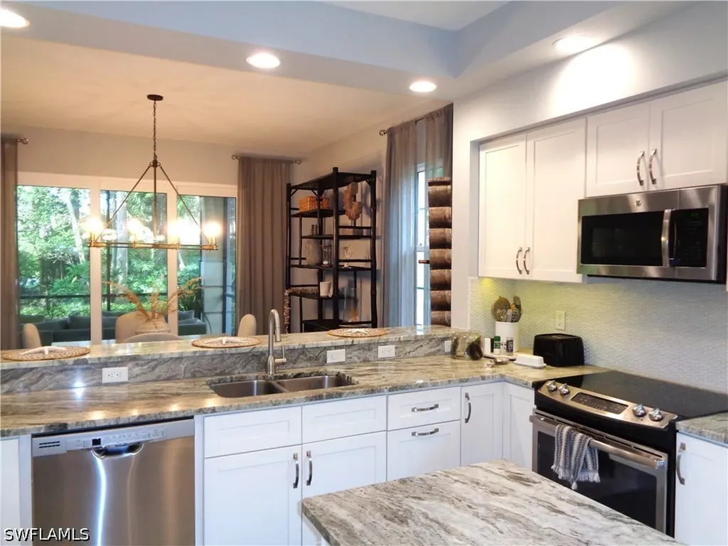 575 El Camino Real Naples FL 34119