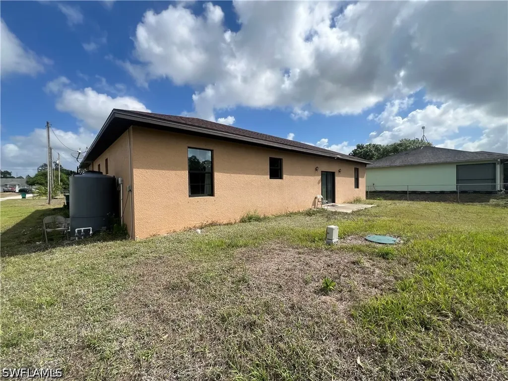 2660 72nd Avenue NE Naples FL 34120
