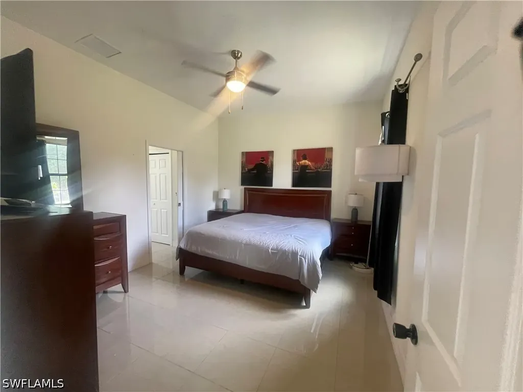 2660 72nd Avenue NE Naples FL 34120