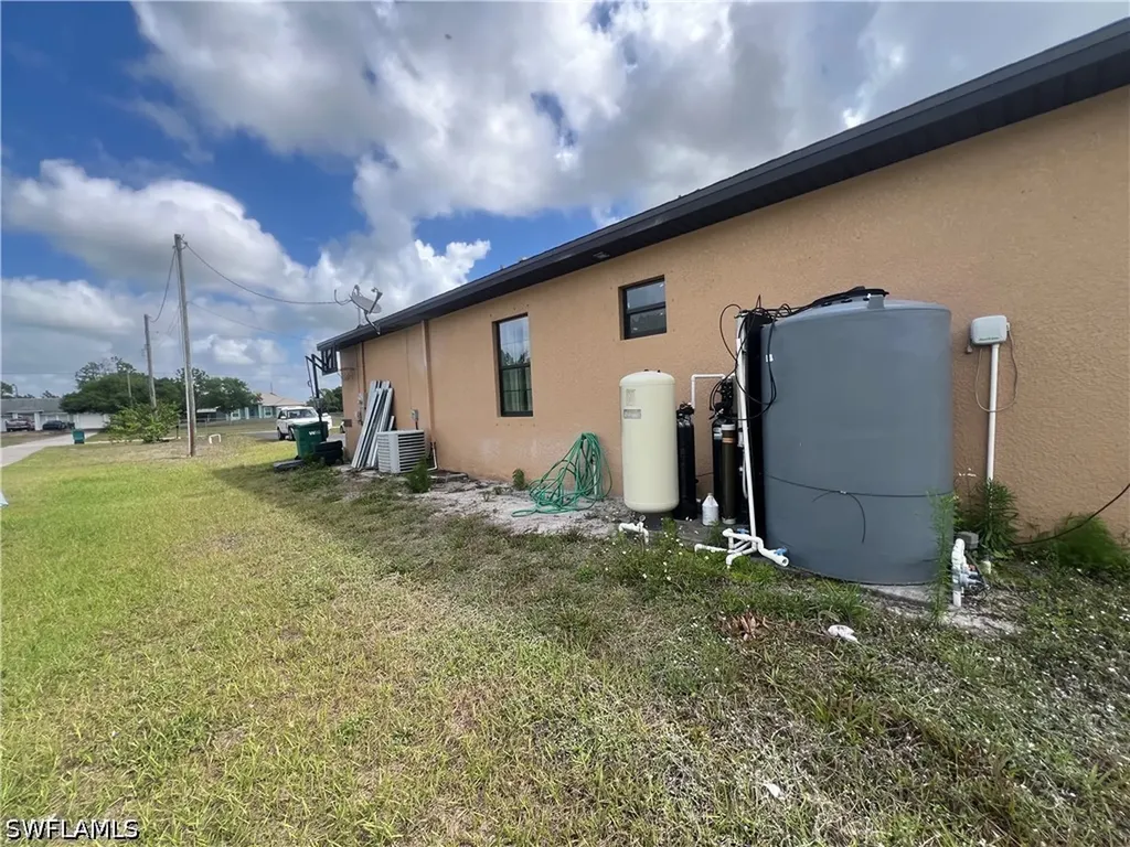 2660 72nd Avenue NE Naples FL 34120