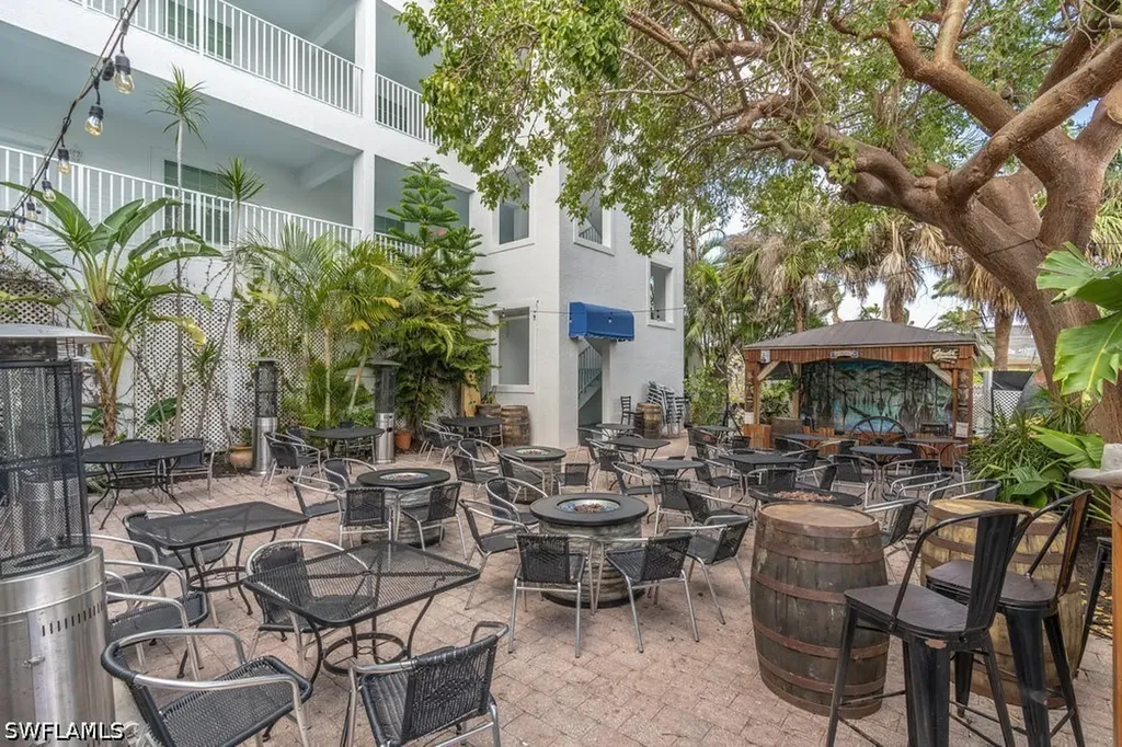 10 Tampa Place Marco Island FL 34145