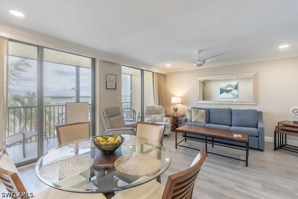 10 Tampa Place Marco Island FL 34145