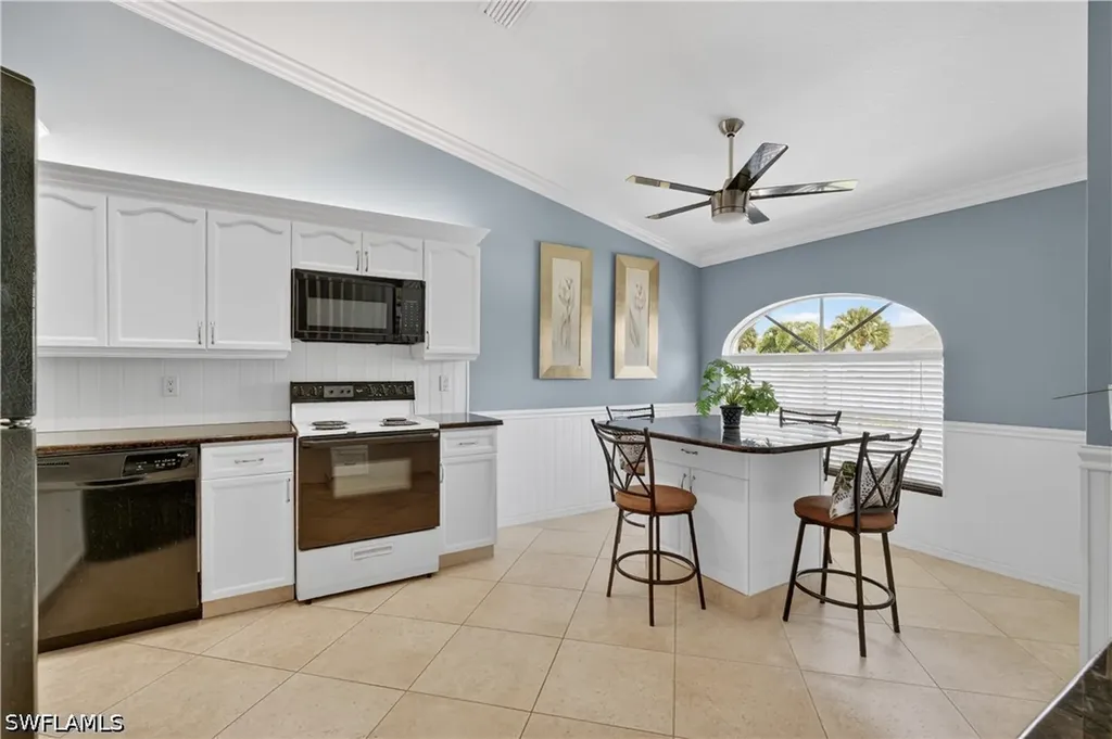 13061 Hamilton Harbour Drive Naples FL 34110