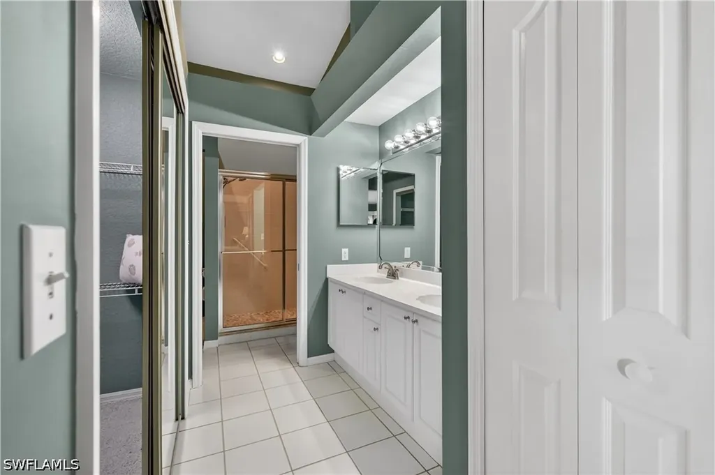 13061 Hamilton Harbour Drive Naples FL 34110