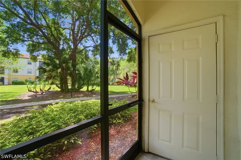 11521 Villa Grand Fort Myers FL 33913