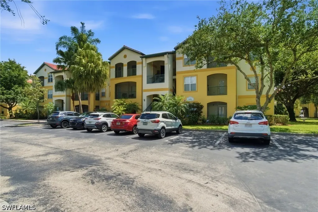 11521 Villa Grand Fort Myers FL 33913