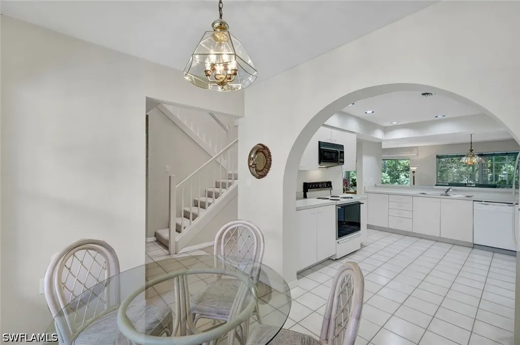 20190 Golden Panther Drive Estero FL 33928