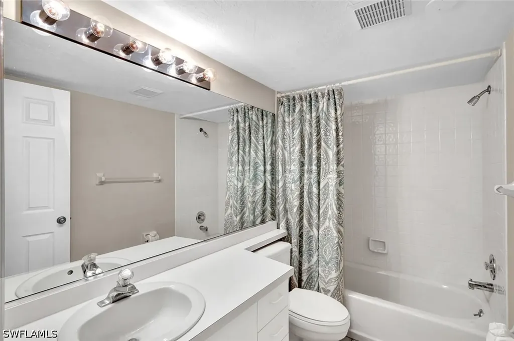 20190 Golden Panther Drive Estero FL 33928