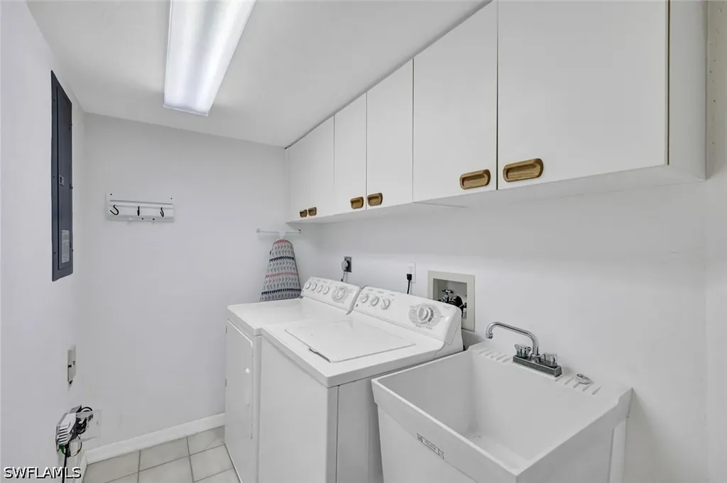 20190 Golden Panther Drive Estero FL 33928
