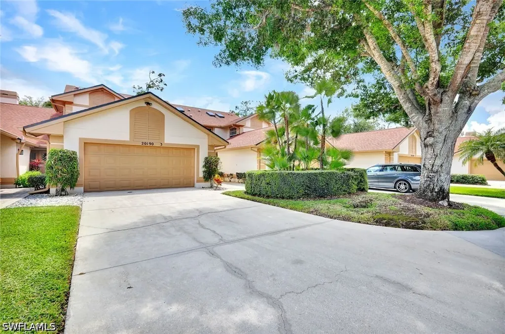 20190 Golden Panther Drive Estero FL 33928