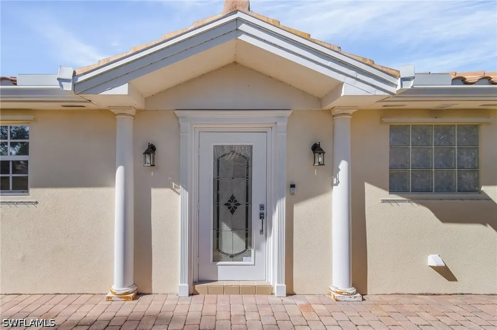 4187 Saint George Lane Naples FL 34119